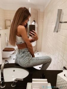 2d3d7330 1591559114 440 225x300