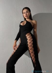 milana 1645441989 100 e 214x300