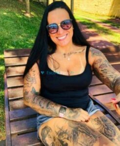 191c0426 1704129889 141 e 246x300