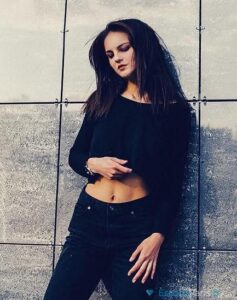 1ae31a12 1591654979 981 237x300