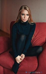 3953a820 1591654765 273 187x300