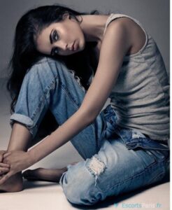 8925e26e 1591694761 844 246x300