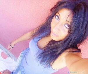 bddb746a 1591790597 724 300x253