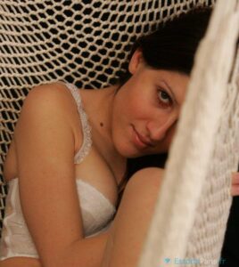 fd82ab82 1591795851 521 268x300