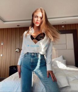 lola young 1663265998 238 e 257x300