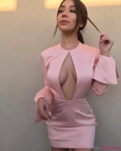 paris luxury escort amira 1568554243 269 e 240x300