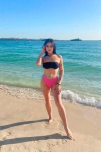 violetta 1687346313 951 e 200x300