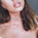 young model 1665403607 631 e 150x150