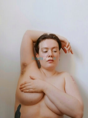 adatewithash.hotglue2 284x380