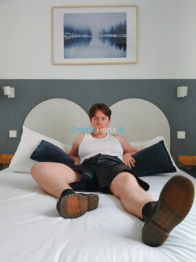 retouch 2025061019594724 285x380